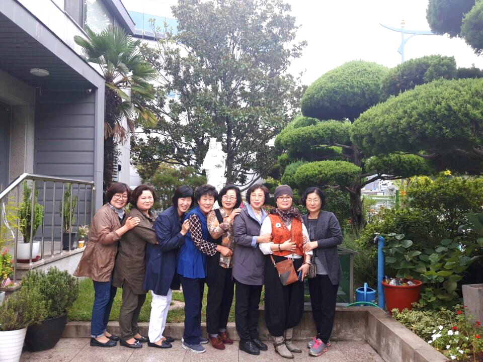 1012_소공동체장 연수_명서동성당.jpg